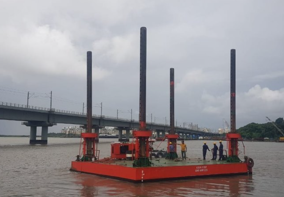 18m x 18m Jack-up Barge 2